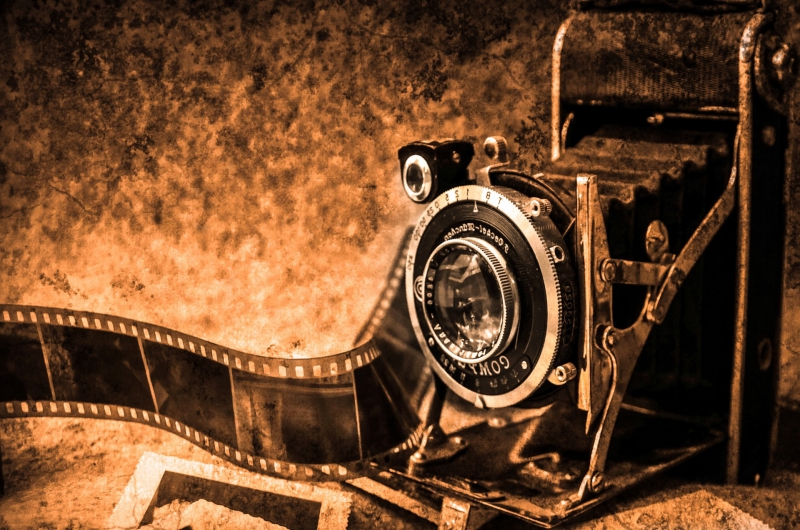 photographe-VILLENEUVE LOUBET-min_light-wood-night-camera-photography-vintage-1245236-pxhere.com